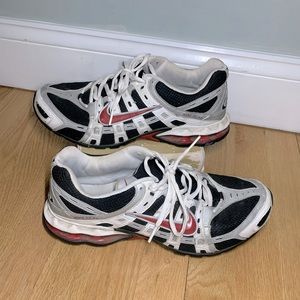 Nike Reax Cross Training Shoes